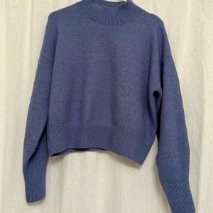 Cropped High neck sweater